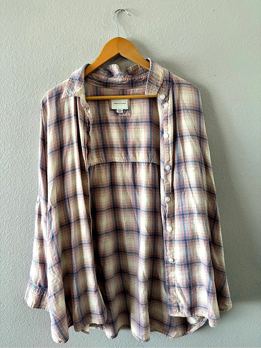 American Eagle Plaid Button Down in Multicolor